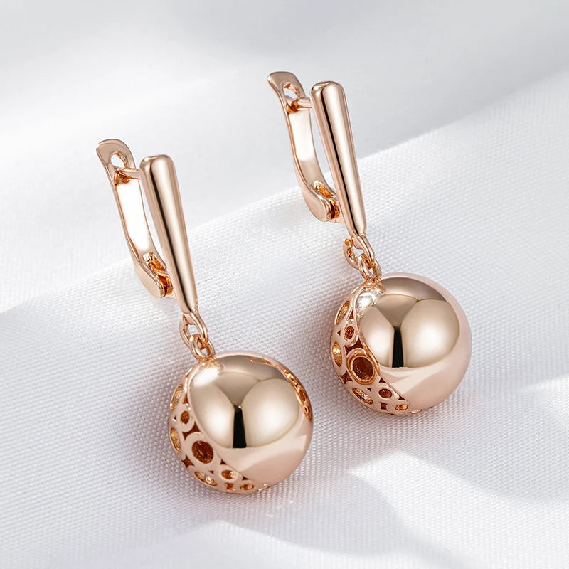 Brinco de Bola Brilhante em Formato de Gota Banhado a Ouro Rosé 585
